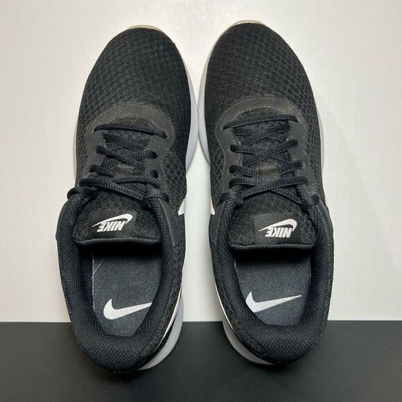 Womens NIKE Tanjun Black Running Shoes / Size 7.5 - Picture 5 of 9